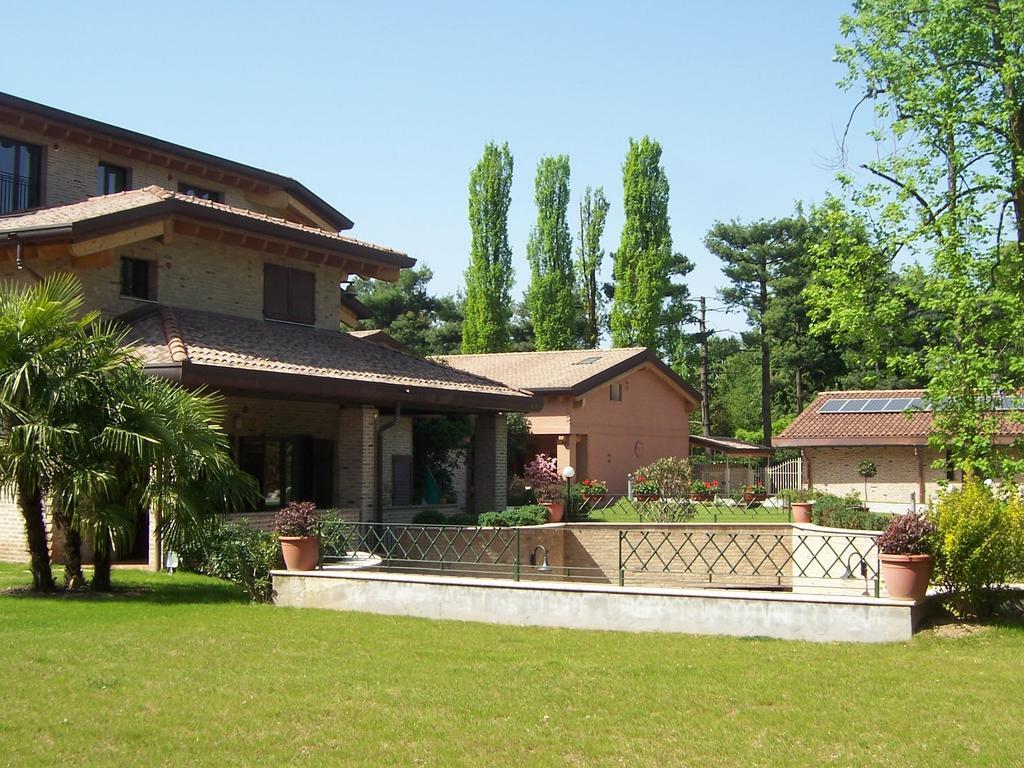 Maison D'Elite Seregno Luaran gambar